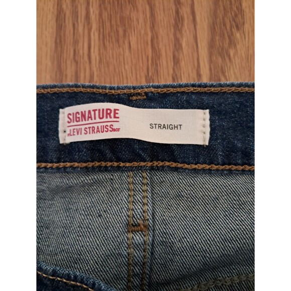 Levi Strauss Men's Signature Jeans Straight  40/30, Measures 42" Waist - Picture 3 of 7